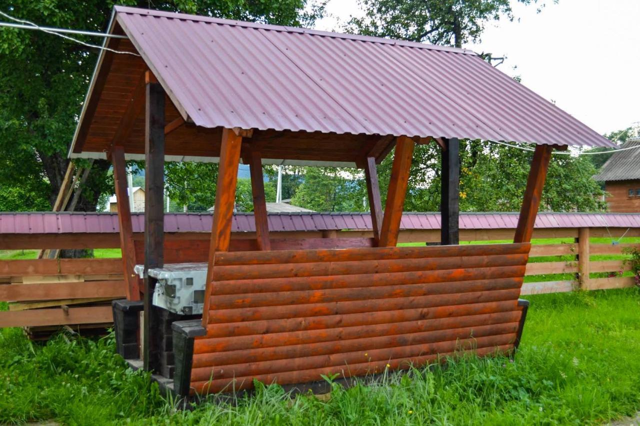 Villa Юрдар Iltsi Exterior foto
