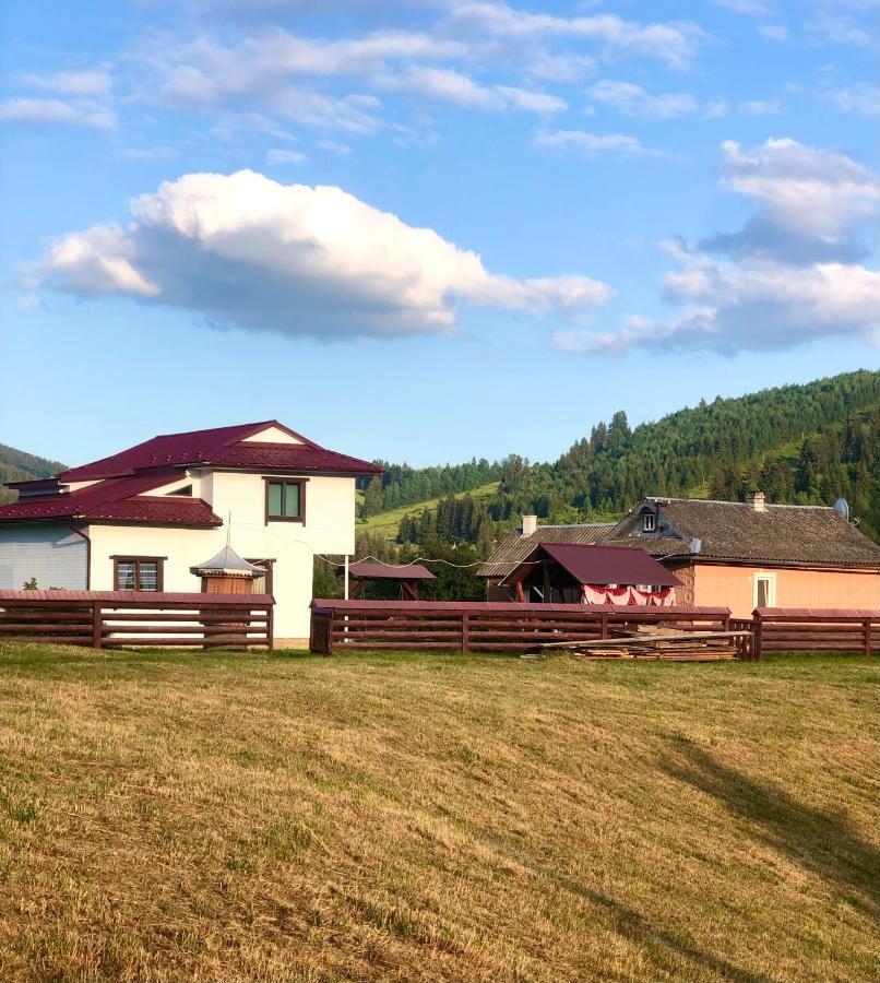 Villa Юрдар Iltsi Exterior foto